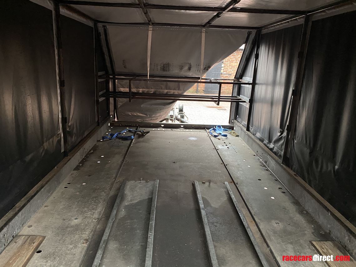 brian-james-clubman-covered-trailer