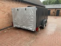 brian-james-clubman-covered-trailer