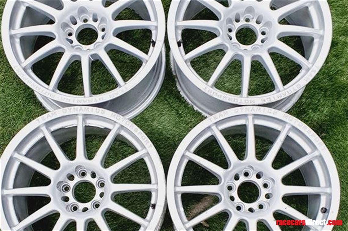 aon-ford-focus-wtcc-wheel-rims