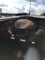 radical-sr8-lm-2011-full-package