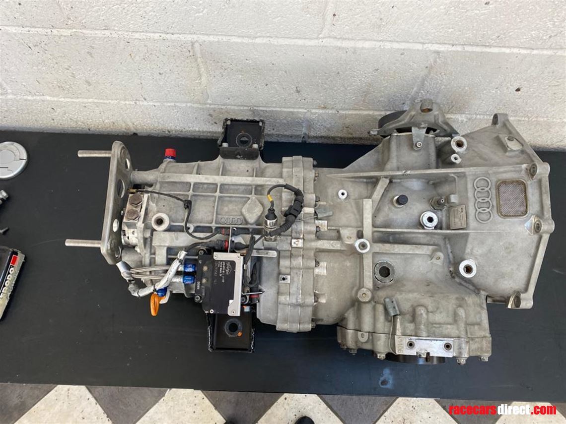 audi-r8-hoer-gearbox