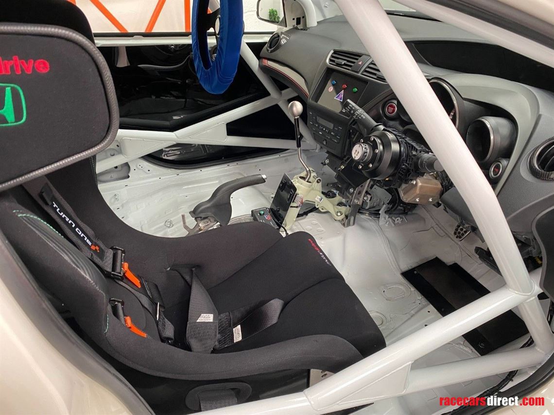 honda-civic-type-r-gt-fk2-20-turbo