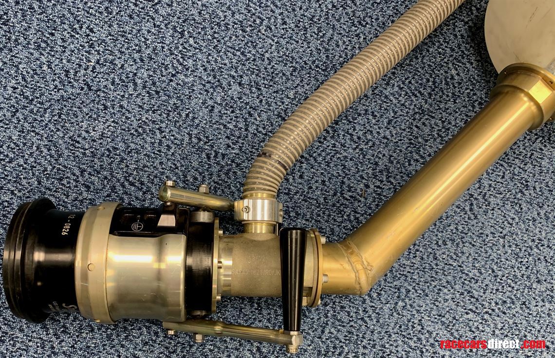 staubli-saf-45-tilted-bottle-fuel-dump-churn