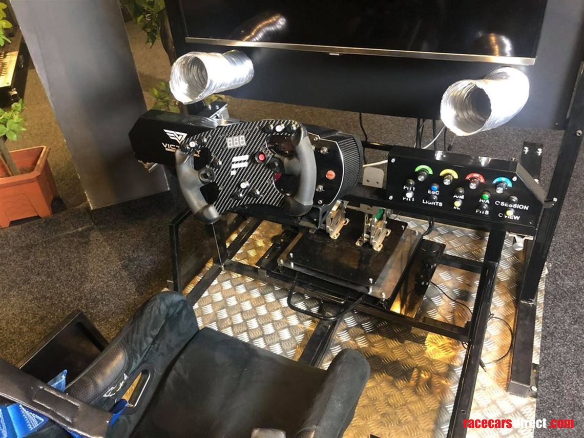 complete-vr-motion-racing-simulator