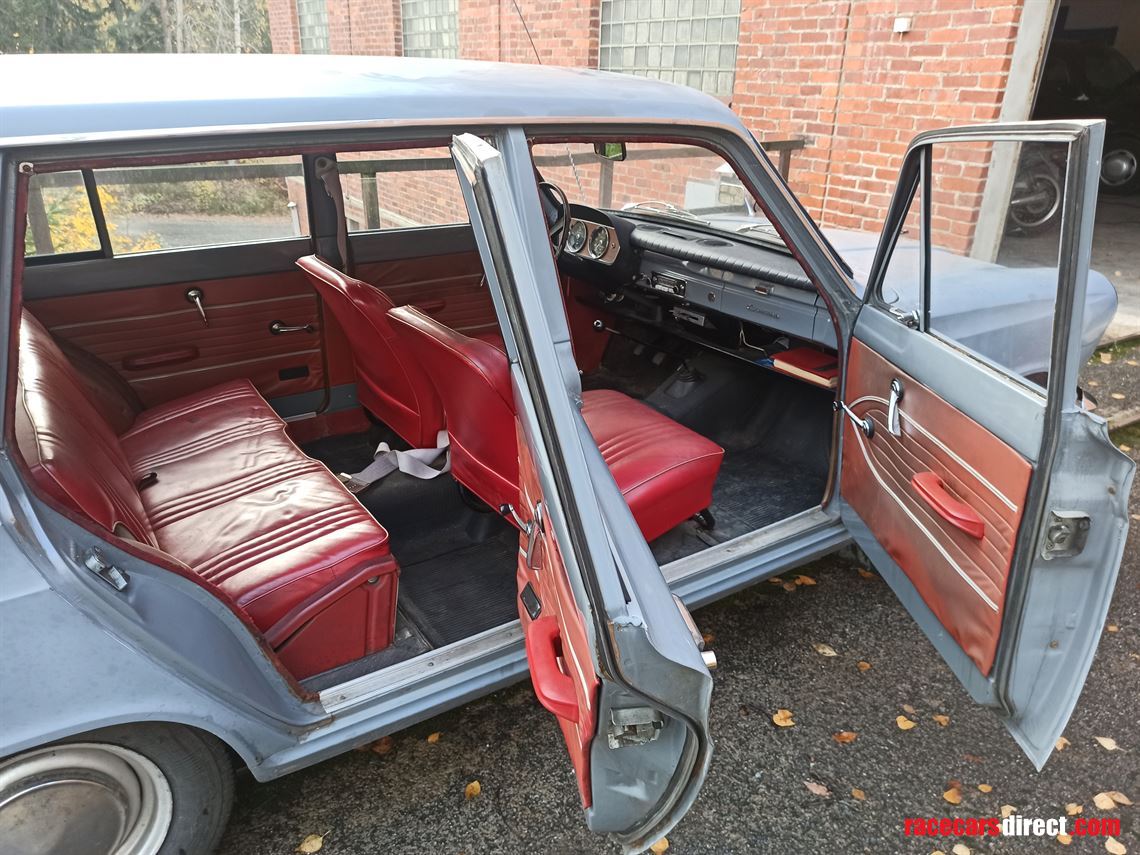 ford-cortina-estate-mk1-pre-airflow-deluxe