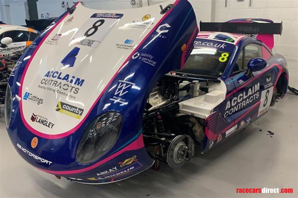 ginetta-2020-gt5-am-championship-winning-car
