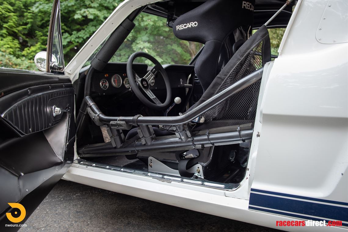 1965-ford-mustang-gt350-race-car