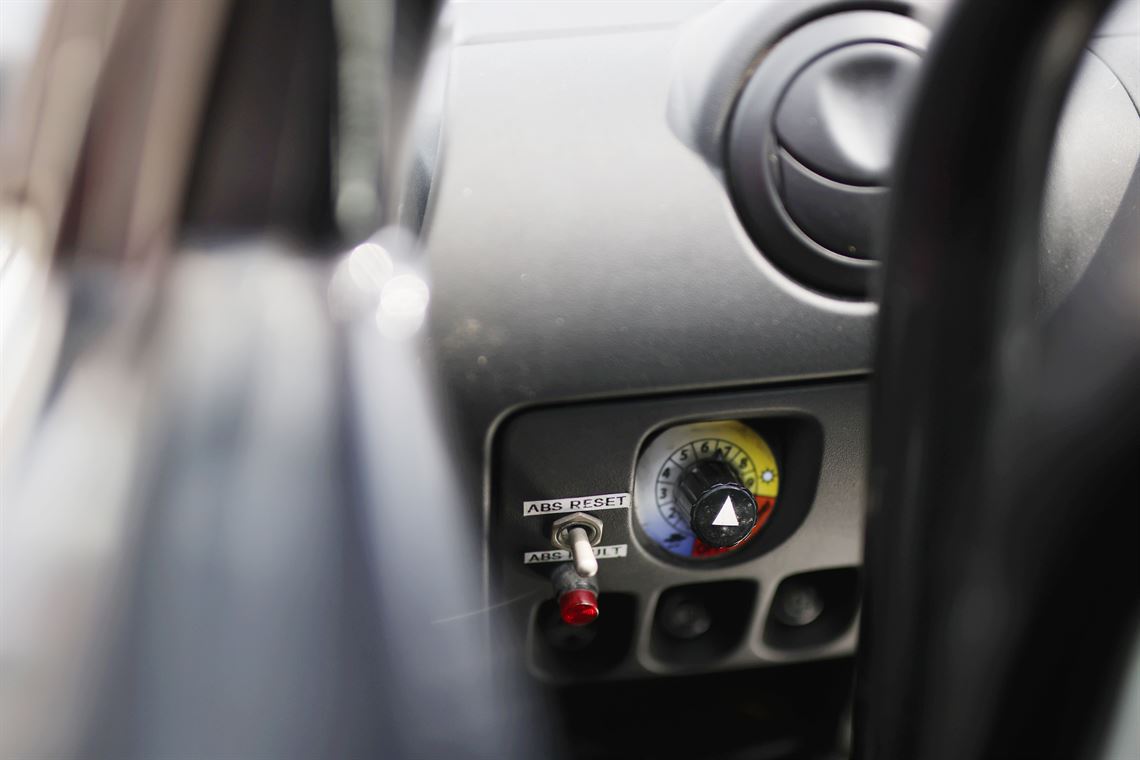 lotus-exige-v6-cup-r