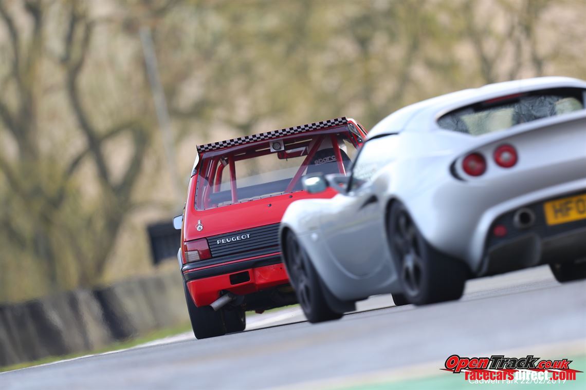 peugeot-205gti-race-car