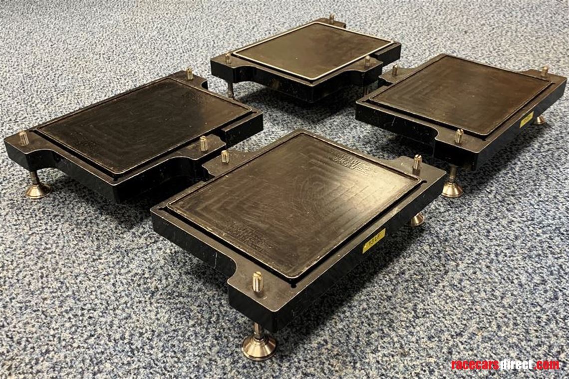 flat-patch-set-up-pads