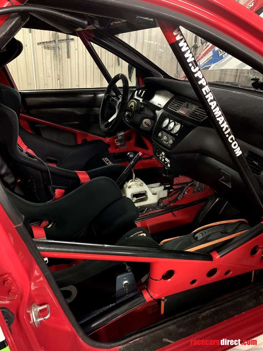 mitsubishi-lancer-evo-9