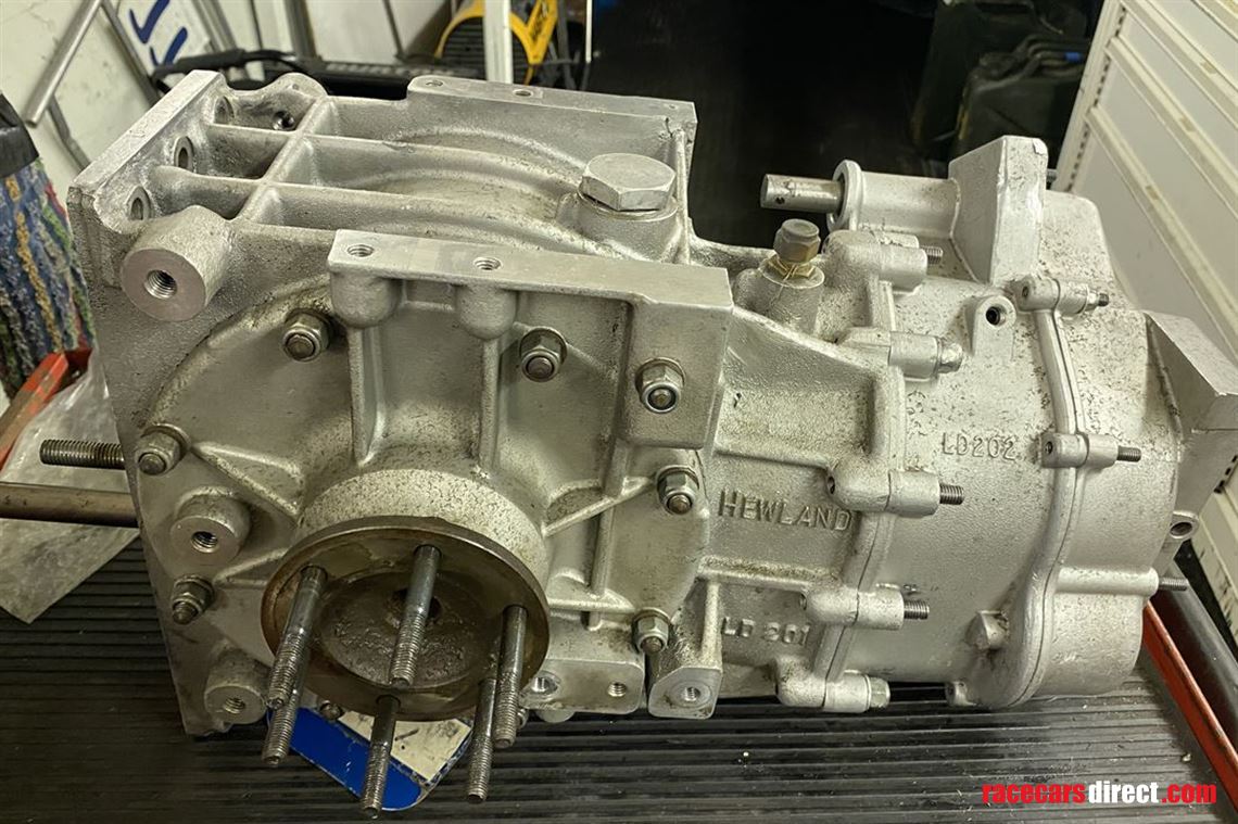 hewland-ld200-gearbox