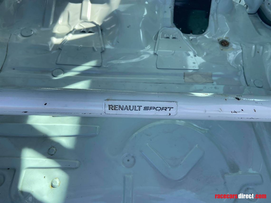 renault-clio-iv-cup-bodyshell-body-parts