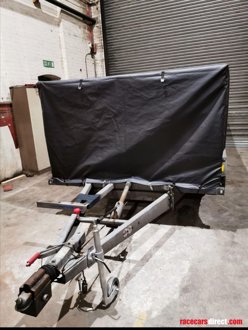 brenderup-tilting-covered-trailer