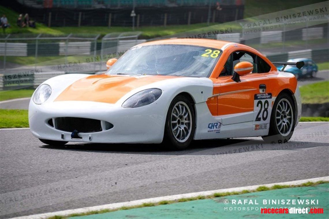 ginetta-gt5