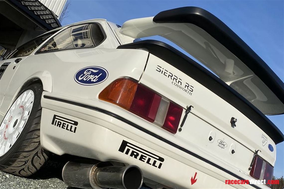 ford-sierra-cosworth-race-car