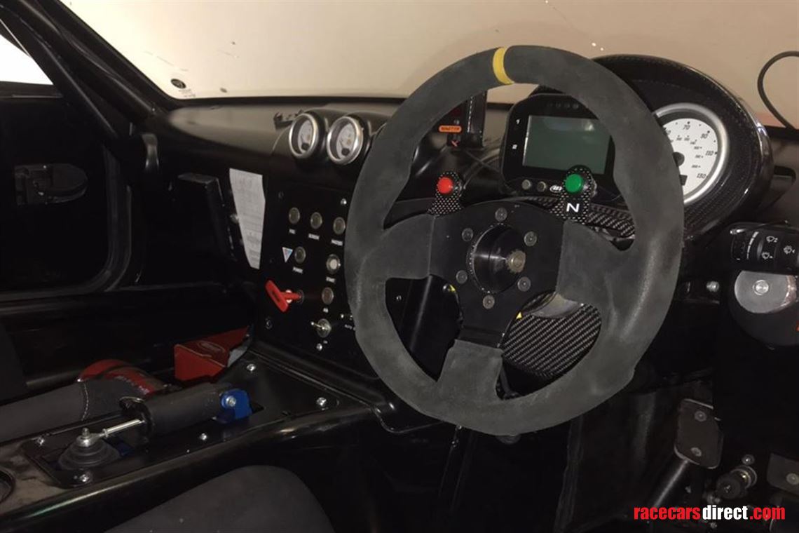 ginetta-g40-gt5-paddleshift-system