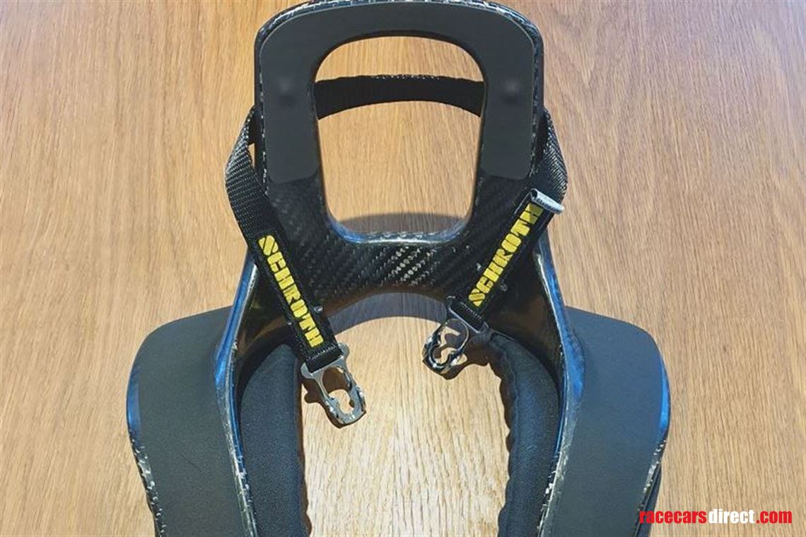 newschroth-xlt-carbon-hans-device-30-degree-s