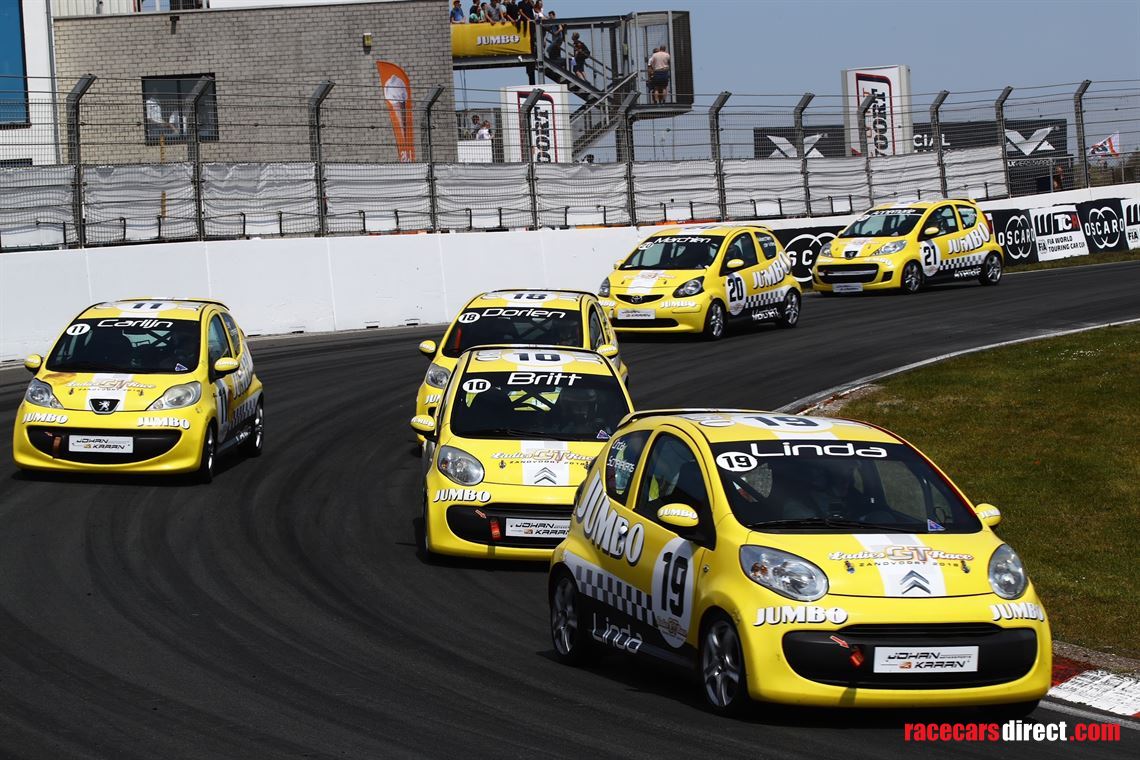 citroen-c1-cupcars-15-trailer