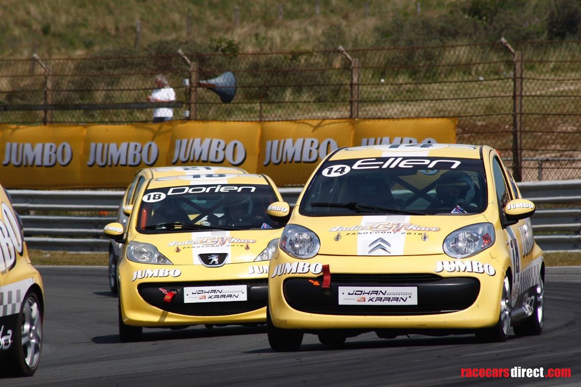 citroen-c1-cupcars-15-trailer