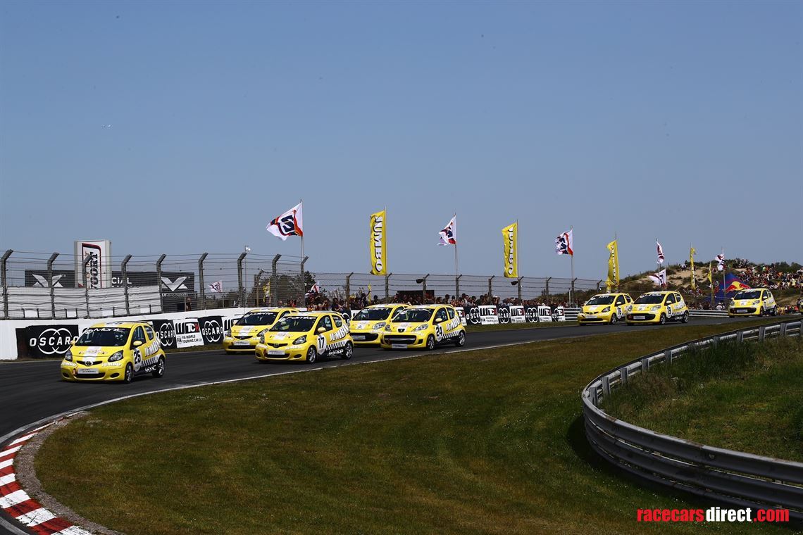 citroen-c1-cupcars-15-trailer