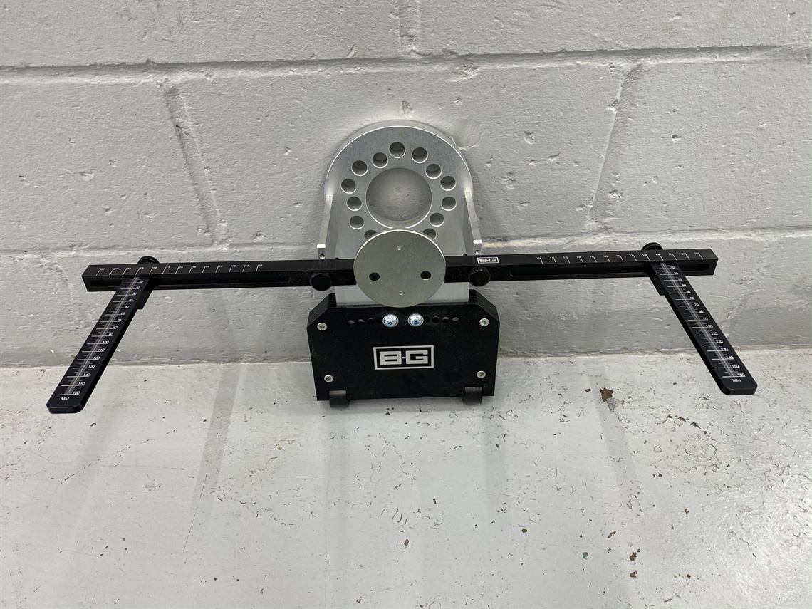 b-g-racing-hubstands-wpro-sticks-pcds