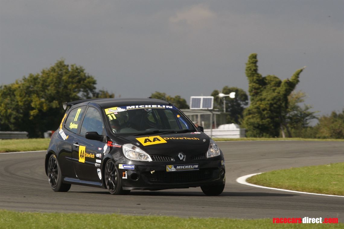 clio-cup-series-race-car