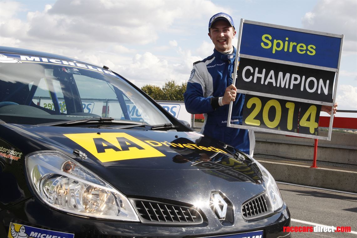 clio-cup-series-race-car