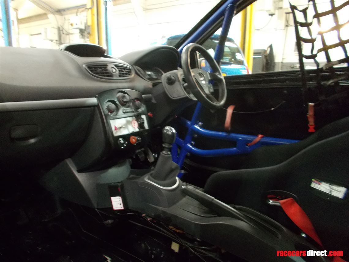 clio-cup-series-race-car