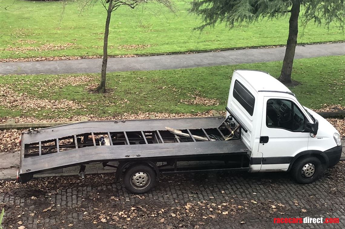 2011-iveco-3511-beavertail-transporter