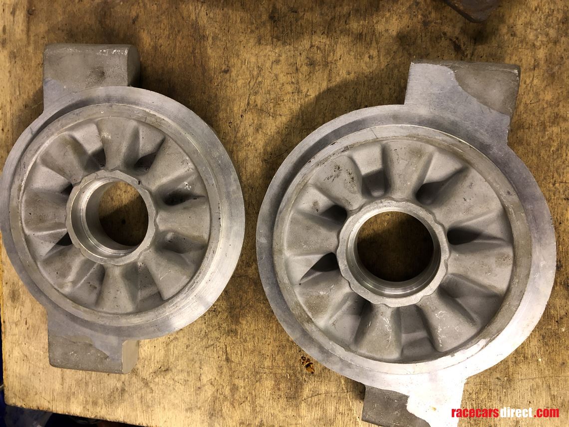 pair-alloy-transaxle-side-plates--lhrh