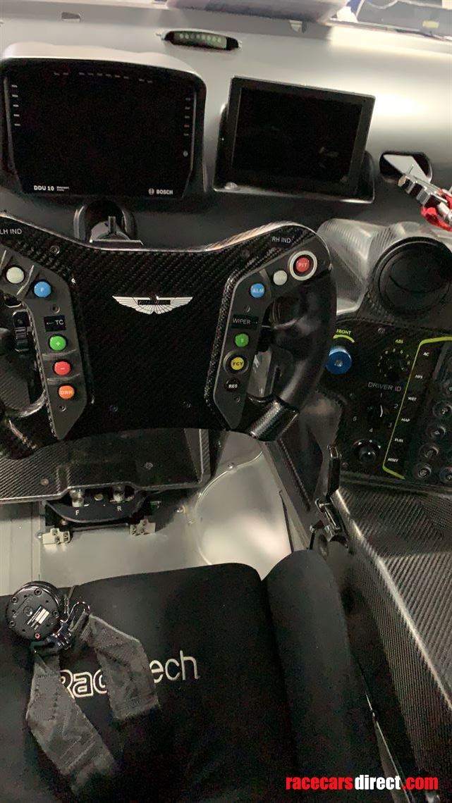 aston-martin-vantage-gt4-2020-specification