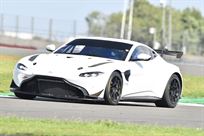 aston-martin-vantage-gt4-2020-specification