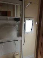 scania-race-transporter-living-quarters