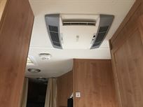 scania-race-transporter-living-quarters