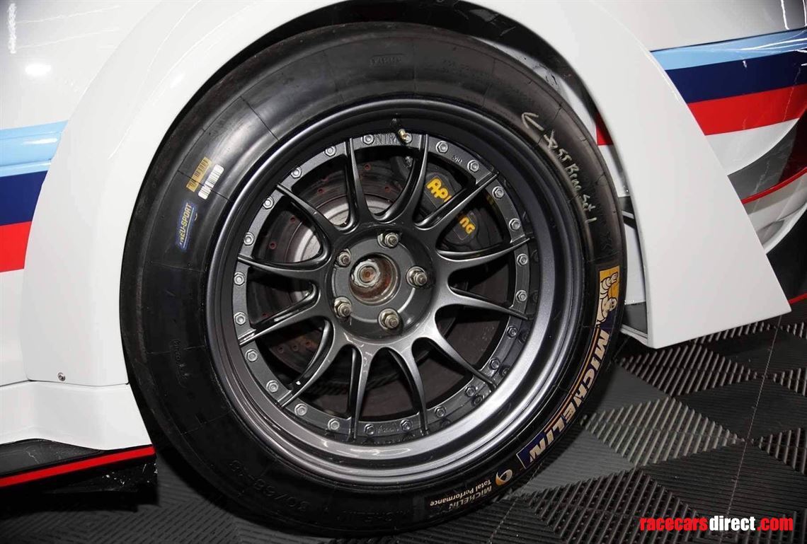 bmw-m3-gtr-ready-to-race