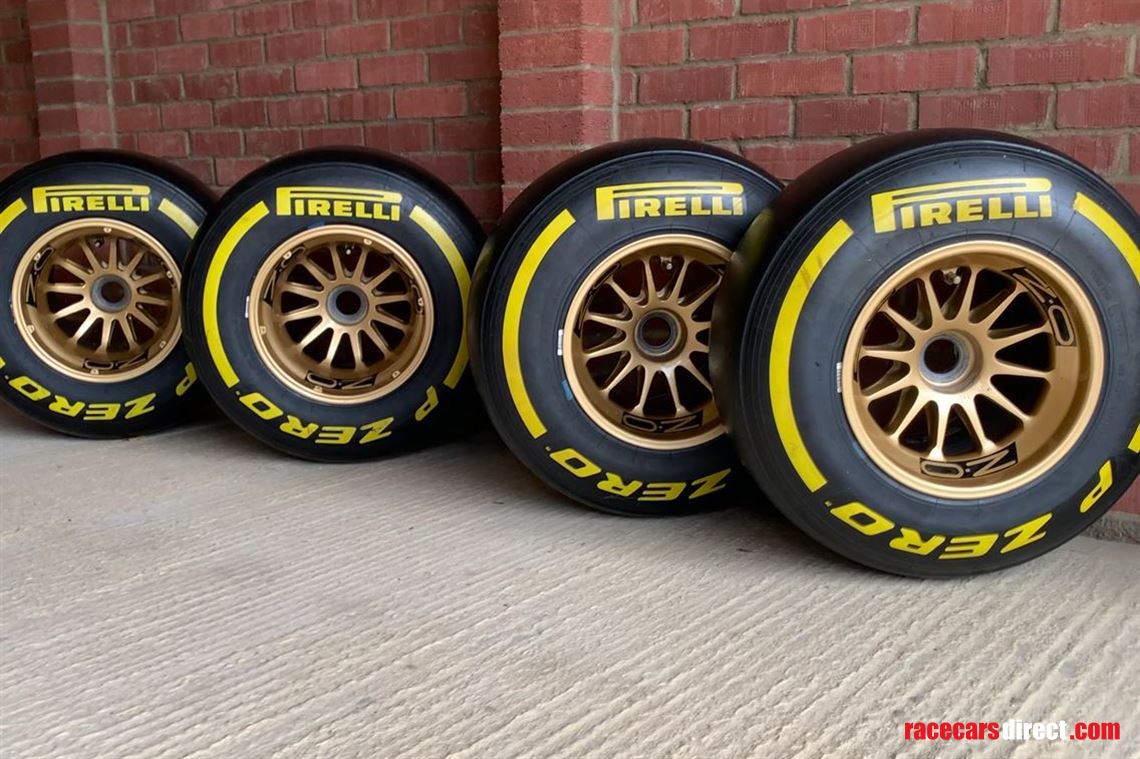 lotus-f1-team-oz-racing-wheels
