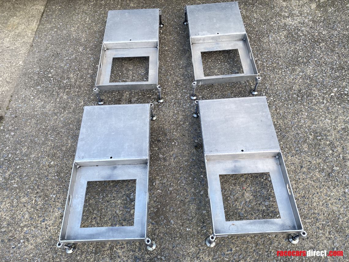 intercomp-roll-on-roll-off-pads