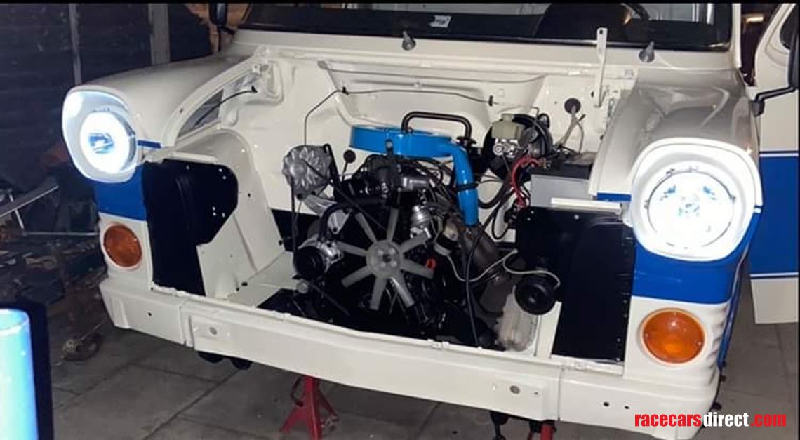 vintage-ford-transit-twin-wheeler-race-servic