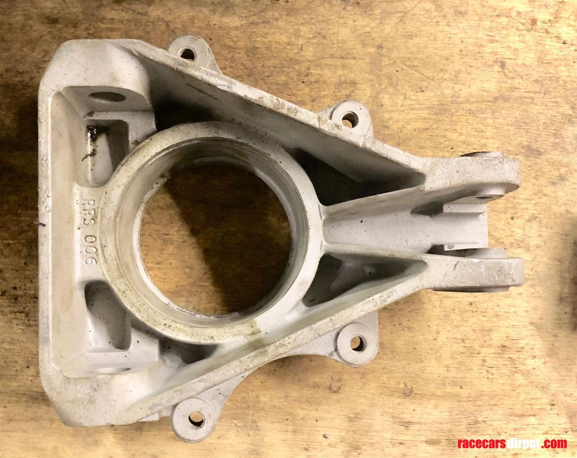 reynard-rear-upright---formula-fordopelvauxha