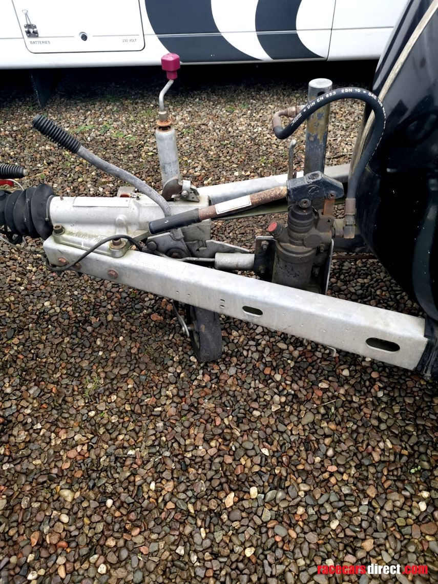 brian-james-trailer-race-shuttle