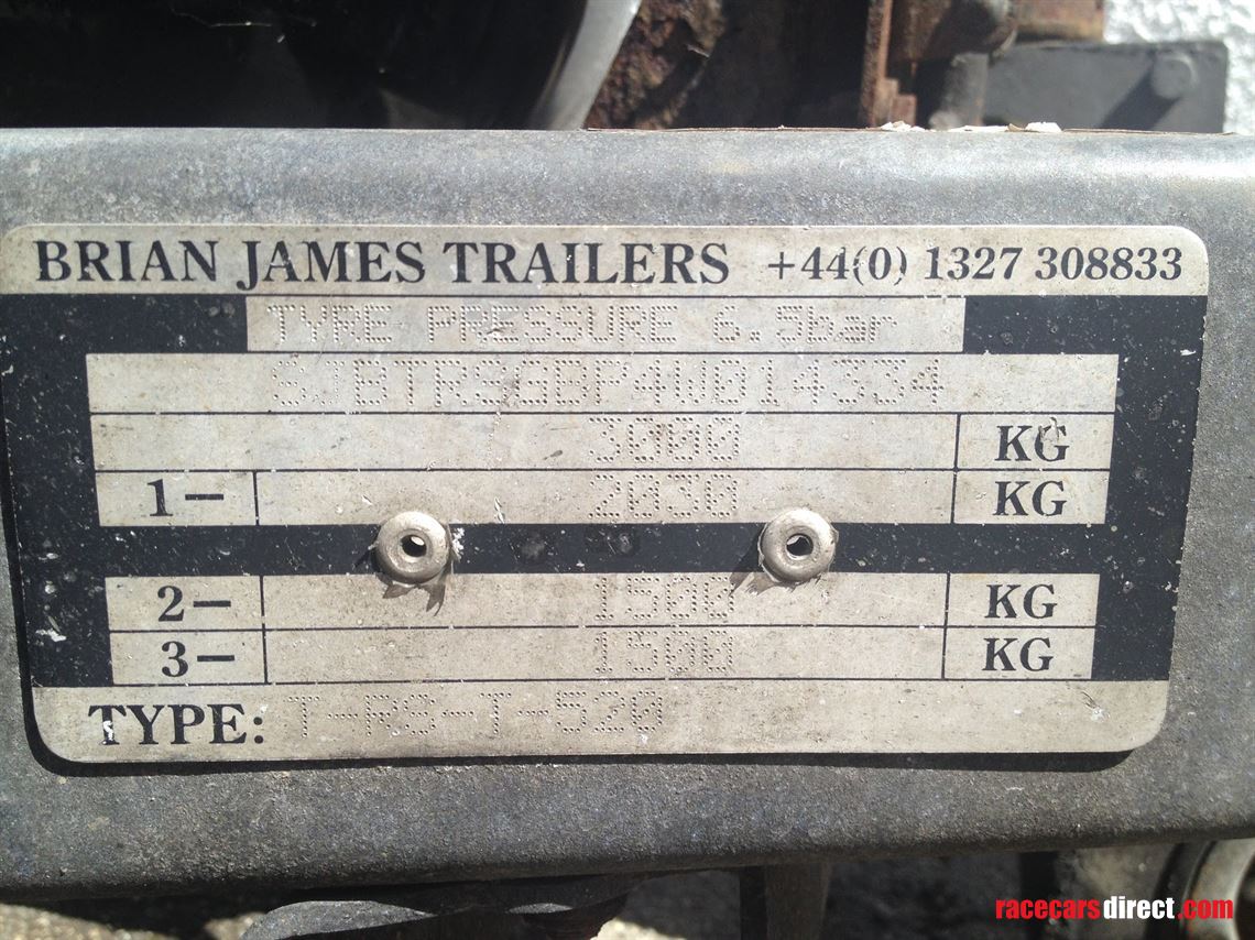brian-james-trailer-race-shuttle