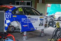 Air jacks, professional pit equipment and support