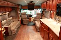 american-coach-eagle-40m