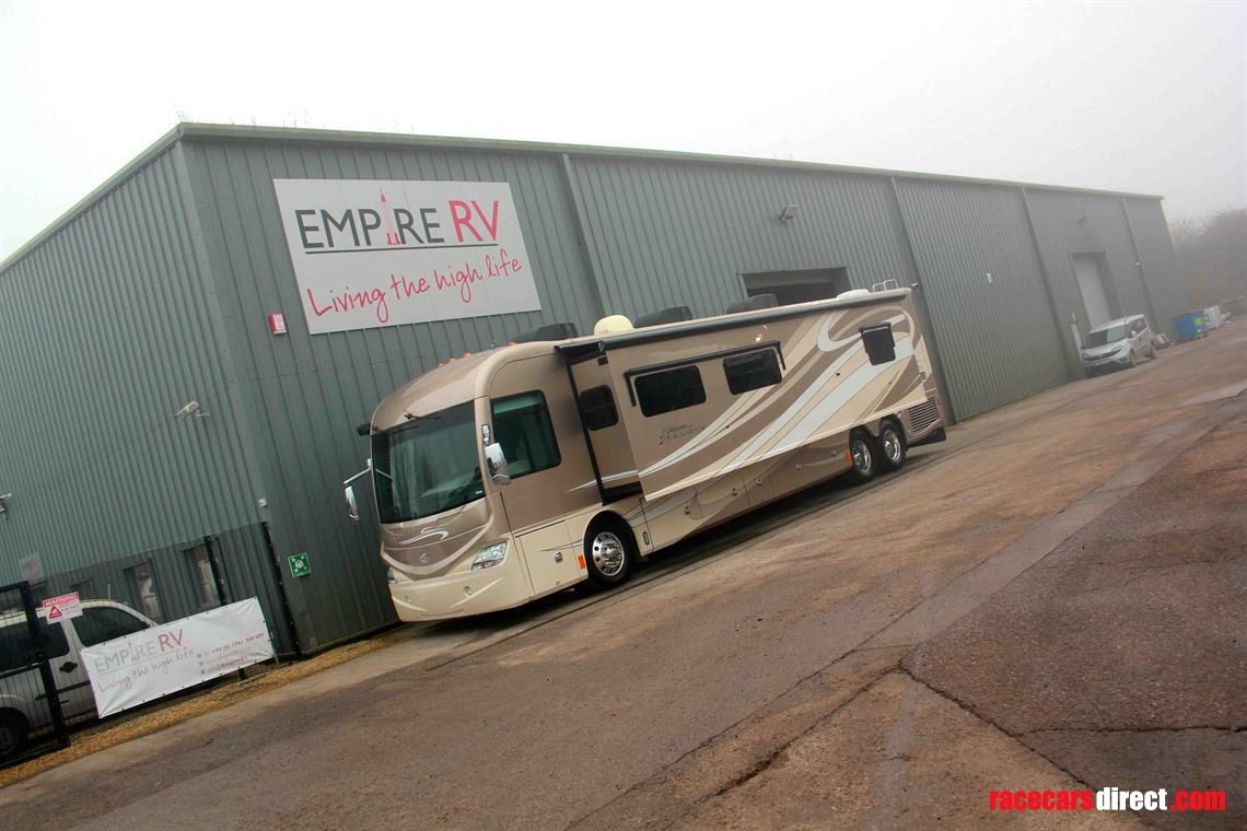 american-coach-revolution-42w