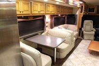 american-coach-revolution-42w