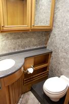 american-coach-revolution-42w