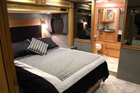 american-coach-revolution-42w