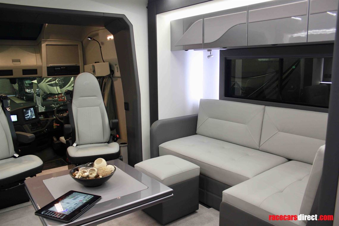 rc-motorhomes-rc12m