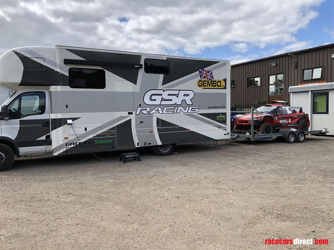 iveco-7-tonne-race-truckmotorhome